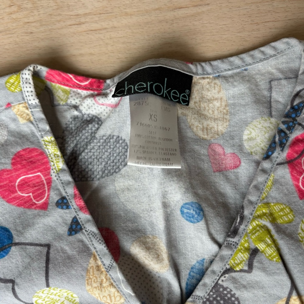 Scrub Top - Picture 3 of 3
